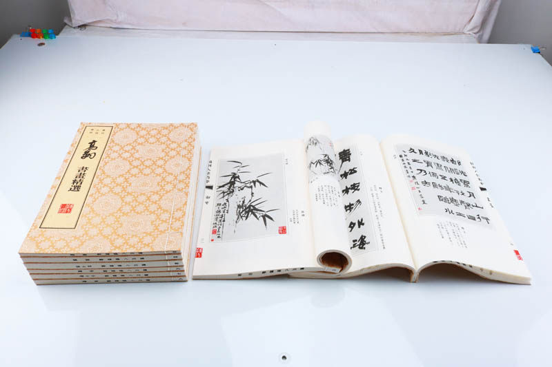 正版 扬州八怪精粹 (一函八册)古典诗歌作品集汉字法书印谱中国画作品集 宣纸线装竖版繁体字书籍 广陵古籍刻印出版社