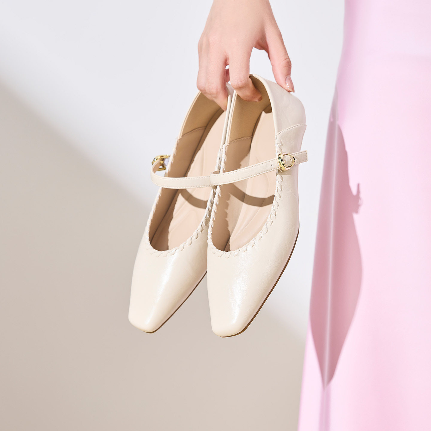 奥康 女鞋2026春季新款复古玛丽珍鞋女尖头坡跟一字带浅口平底鞋,淘宝优惠券,粉丝福利购,淘宝优惠卷