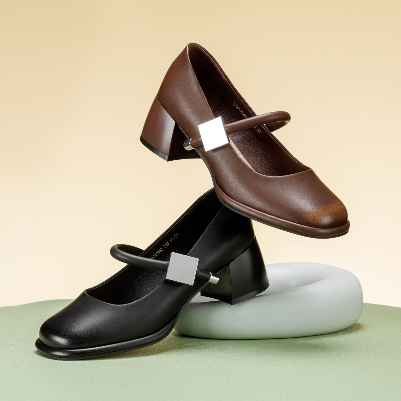 奥康女鞋 2024春季新款质感方圆头玛丽珍鞋粗跟一字金属扣带单鞋,淘宝优惠券,粉丝福利购,淘宝优惠卷