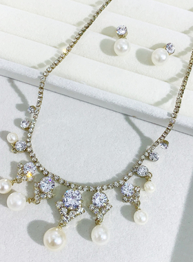 主纱搭配高级锆石金色