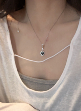 小众设计感打结桃心项链 粉色 黑色猫眼石心形吊坠锁骨链甜酷风