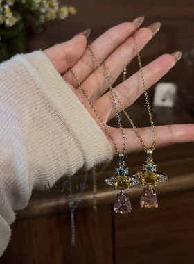 粉色锆石星球项链女夏轻奢高级感小众设计配饰网红气质百搭锁骨链