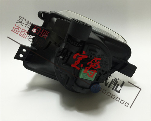 适用F18宝马5系F10前杠520防雾灯523雾灯525杠灯528射灯530 535 - 图0