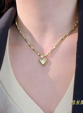 欧比雅比时尚高级感气质精致淑女甜美个性复古百搭项链爱心05176