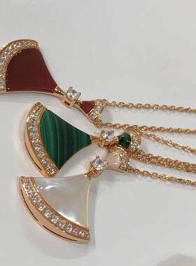 法式复古扇子项链女小众设计感高级气质百搭锁骨链小裙子吊坠颈链