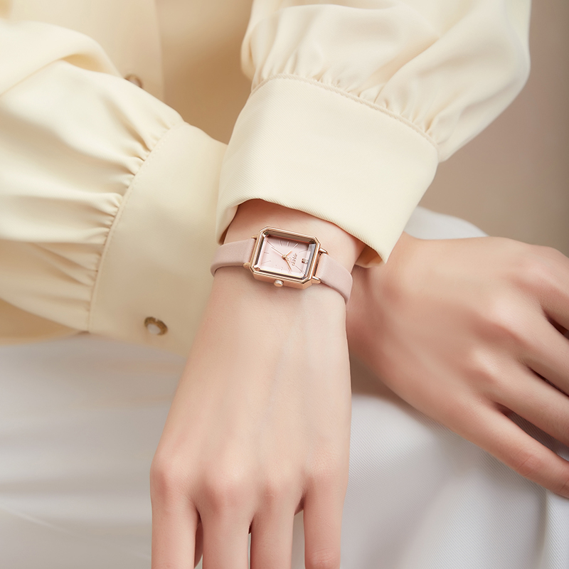 聚利时女轻奢小众简约气质感小方表 julius聚利时盈硕日韩腕表