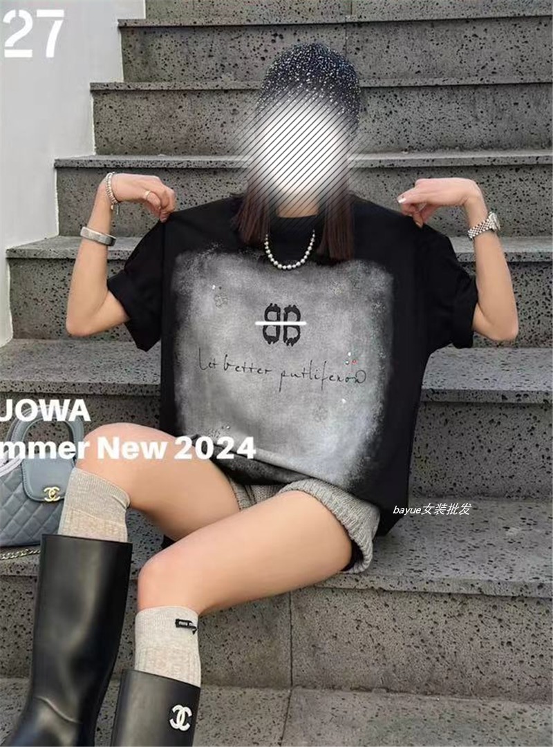 ZW卓娃2024春节美式潮牌复古感字母短袖t欧洲站宽松休闲小众T恤女 - 图1