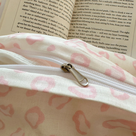 Soft and skin-friendly cotton double-layer gauze four-piece set