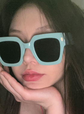 奶油绿色框太阳眼镜高级感防晒