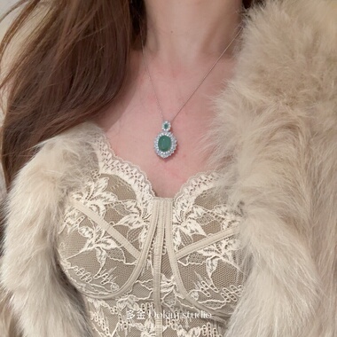 天然非洲翠项链新中式显贵超闪玉石首饰百搭石英质玉锁骨链首饰