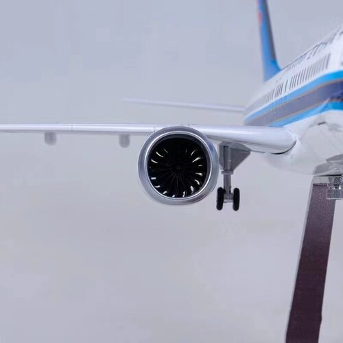 波音737MAX8南航中国南方航空带轮子带灯仿真民航客机飞机模型 - 图2