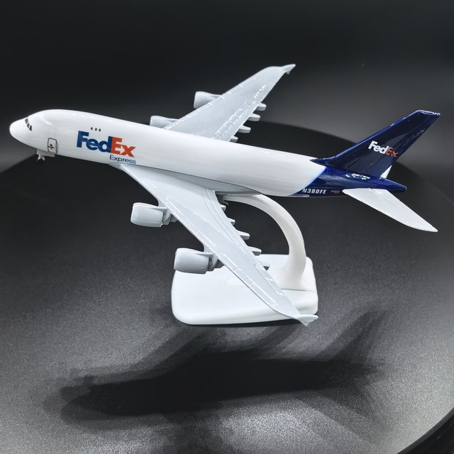 Simulated cargo plane alloy static ornaments