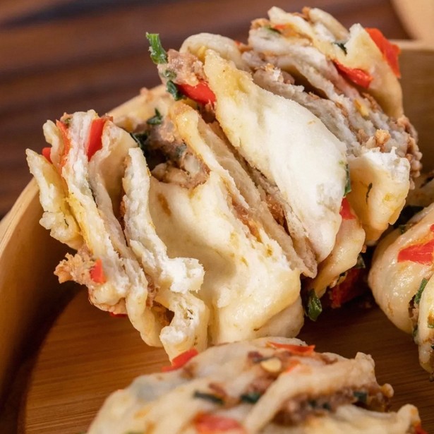 盒马工坊 剁椒手作肉多多花卷300g