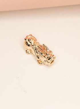 俄罗斯585紫金貔貅吊坠招财时尚潮流彩金玫瑰金项链个性ins风礼物