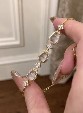 vintager中古花朵蜜蜂吊坠手链轻奢精致手环细闪bling手饰配饰