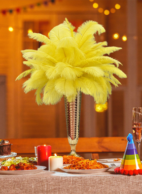 欧式酒吧KTV家居羽毛桌花装饰