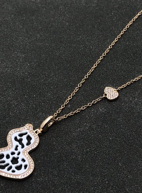 新品中国风时尚镂空白陶瓷葫芦项链葫芦项链吊坠毛衣链轻奢高级女