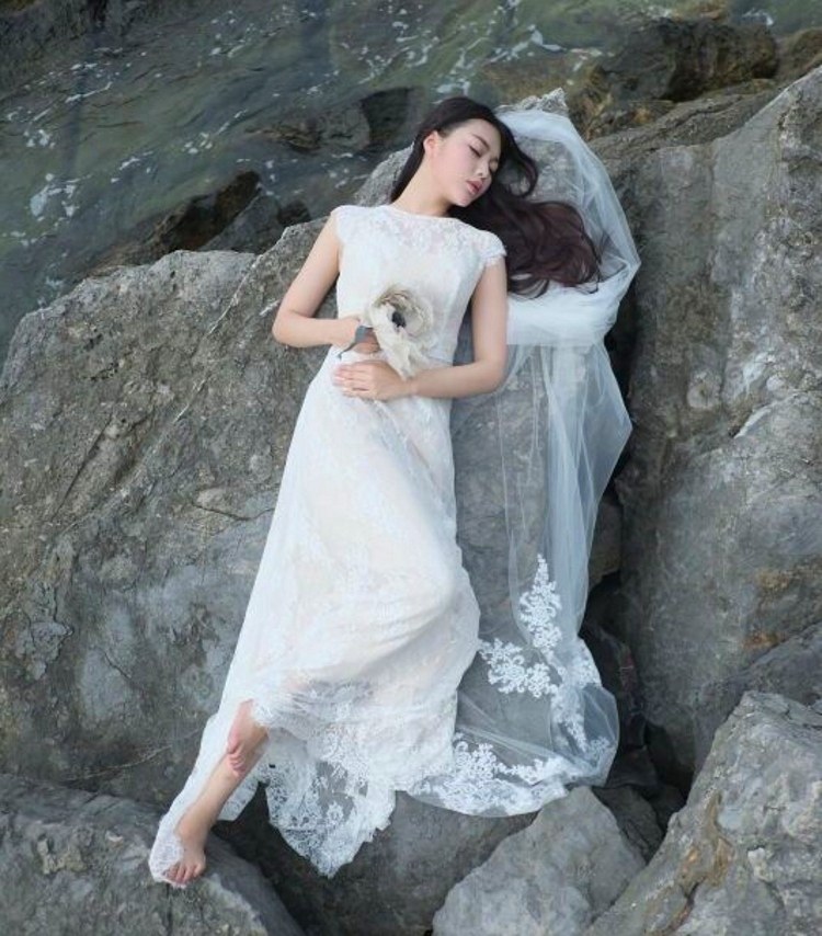 婚礼法式出门纱复古裸色蕾丝轻草坪 雅赏服饰礼服/晚装