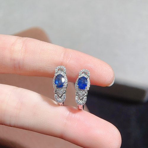【中国地质大学】天然蓝宝石耳扣 、耳环！经典镶嵌，多角度爆闪 - 图1