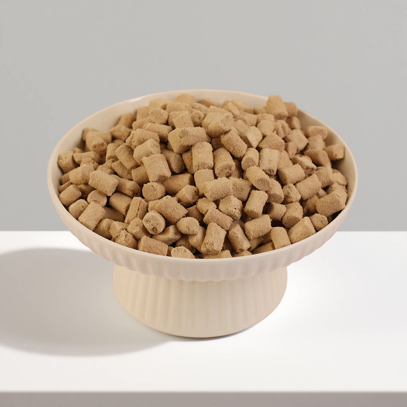 一只喜欢主食冻干猫粮生骨肉MAX鸡肉兔肉乳鸽成猫幼猫咪全价通用