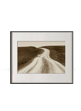 样板房卧室床头柜一匚轻奢