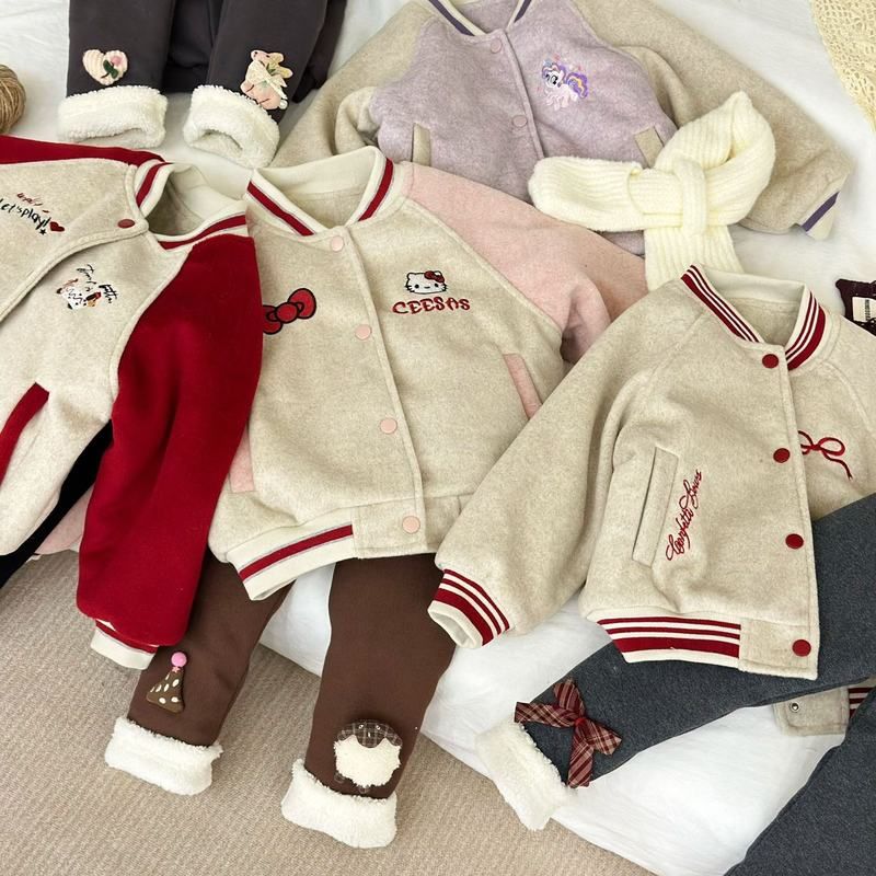 【11月3号上新打折包邮】女童冬季卡通棒球服蚕 丝棉外套HS55191 - 图1