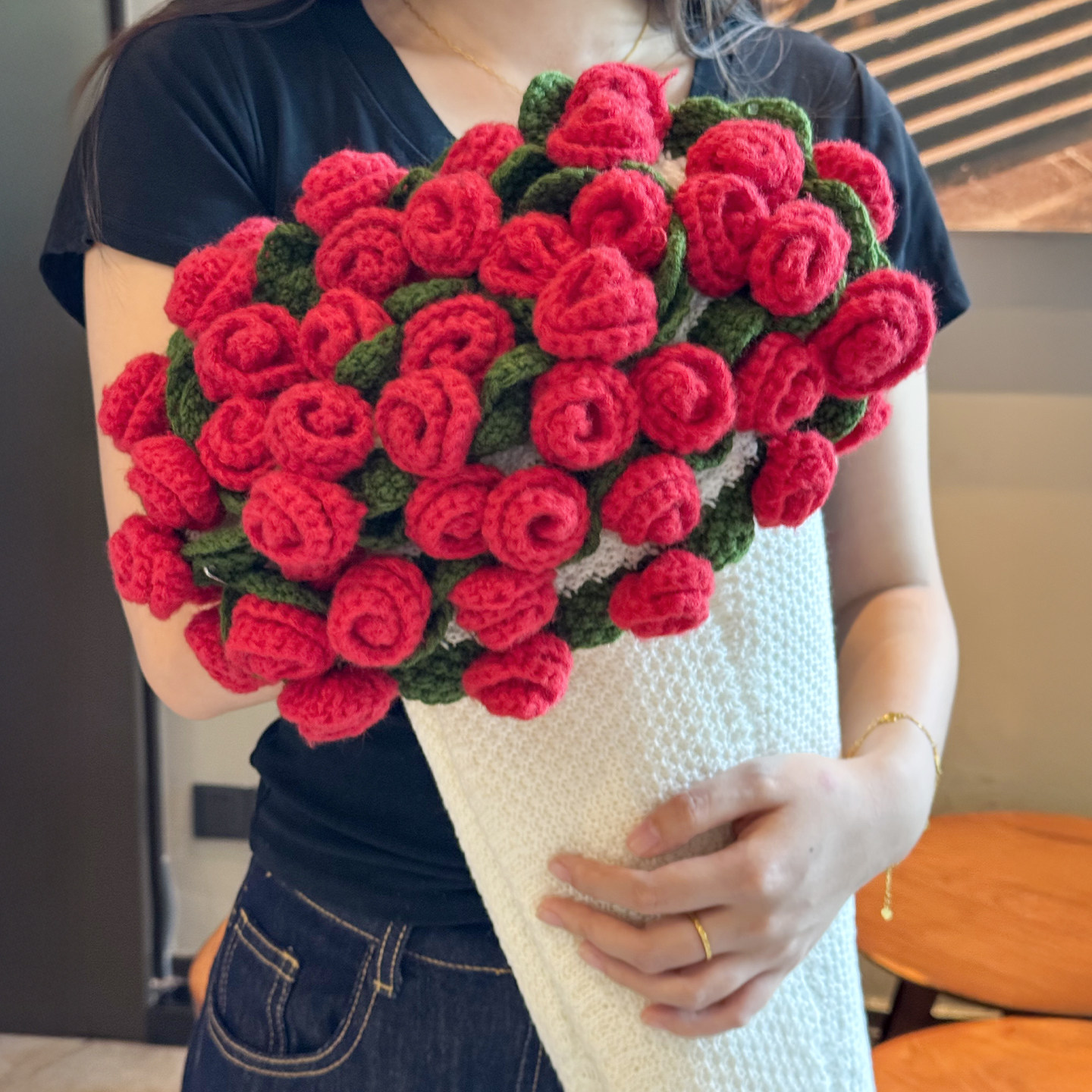 教师节七夕送女生生日礼物实用手工编织玫瑰花束针织毛线毯子成品,淘宝优惠券,粉丝福利购,淘宝优惠卷