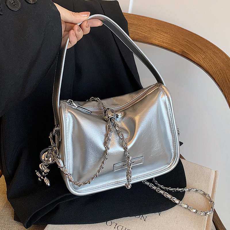 夏季网红手提包包女式2025新款时尚百搭单肩斜挎包小众设计链条包,淘宝优惠券,粉丝福利购,淘宝优惠卷