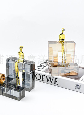 热销欧式轻奢方块金属小金人水晶摆件客厅酒店玄关卧室家居别墅装