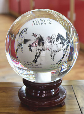 内画琉璃水晶球八骏图马到成功礼品玻璃工艺品摆件礼物客厅电视柜