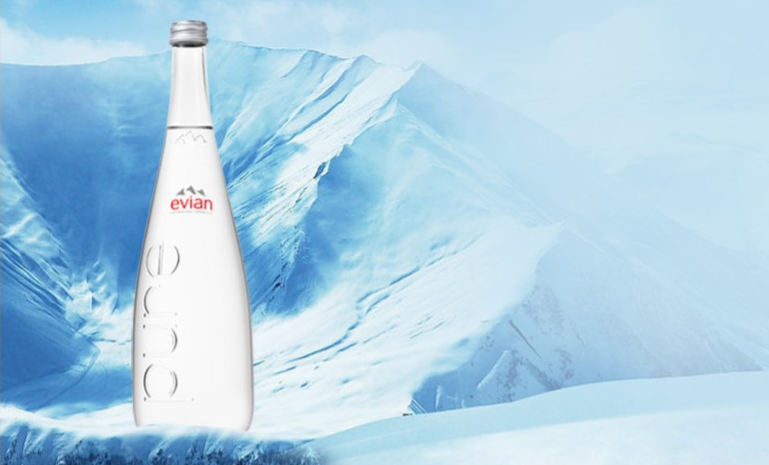 法国依云矿泉水1.5升大瓶1500ml*12瓶整箱天