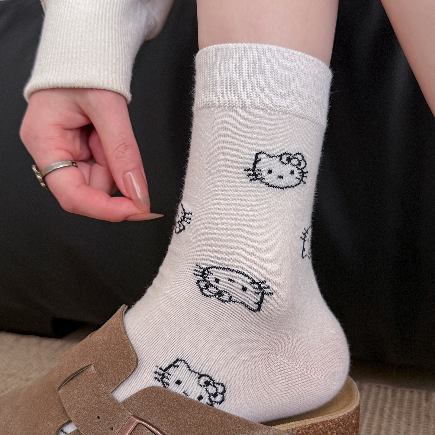 hellokitty袜子女秋冬白色堆堆袜配勃肯鞋可爱袜子女中筒袜卡通袜,淘宝优惠券,粉丝福利购,淘宝优惠卷