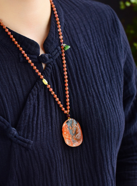 红兔毛水晶鱼戏莲花吊坠连年有余