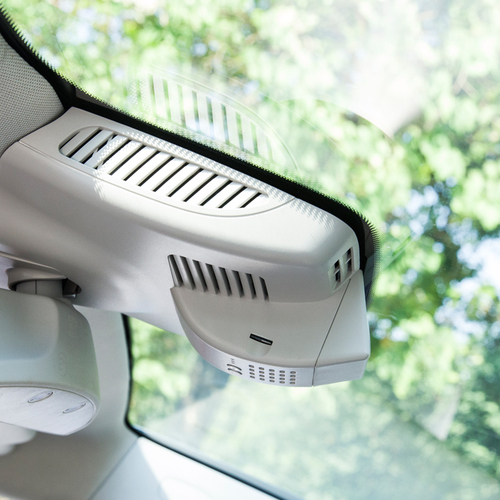 奔驰新e级隐藏式行车记录仪E200L E300L广角