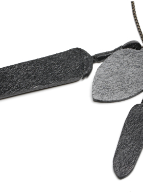 JDV饰品【旷野之息】复古做旧羽毛盾牌项链春季新品SANA818