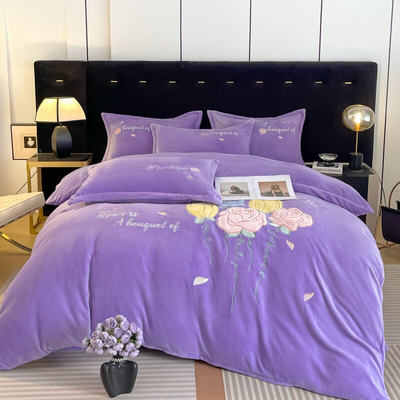 A类高端牛奶绒四件套冬季加厚珊瑚绒法兰绒被套床单床笠床上用品4