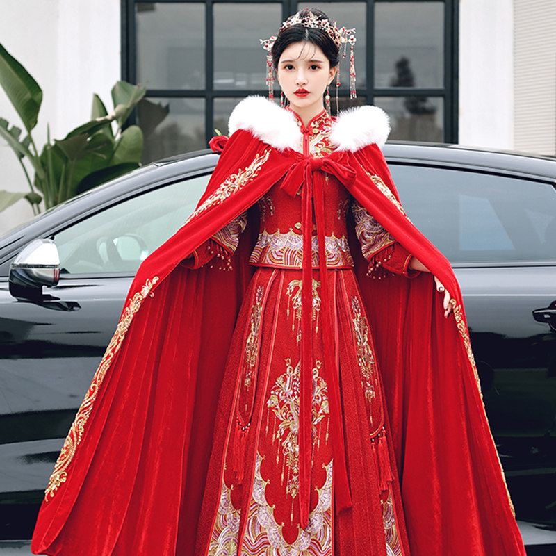 秀禾服披风外套冬红色长款结婚加绒 美伦姿秀风衣