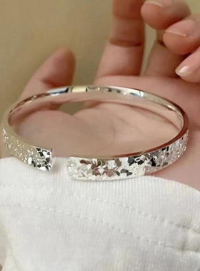 s999星河闪耀足银手镯锤纹设计开口可调节刻字轻奢小众女生日礼物