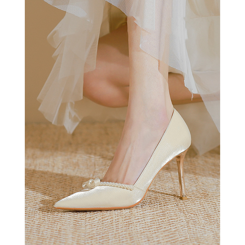 2024年新款珍珠婚鞋新娘鞋夏季女绸缎气质高跟鞋细跟不累脚伴娘鞋 - 图2