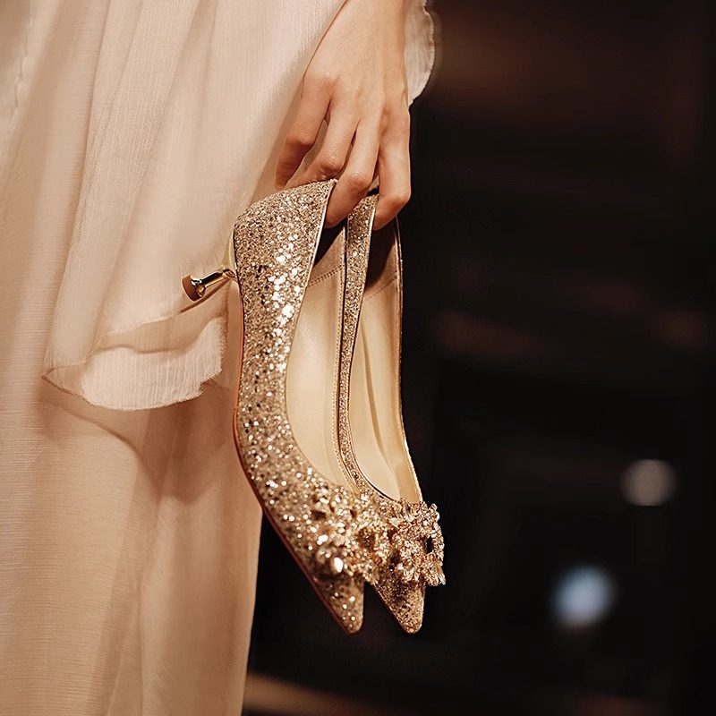 主纱婚鞋秀禾婚纱两穿新娘鞋女2025新款金色水晶高跟鞋不累脚婚礼,淘宝优惠券,粉丝福利购,淘宝优惠卷
