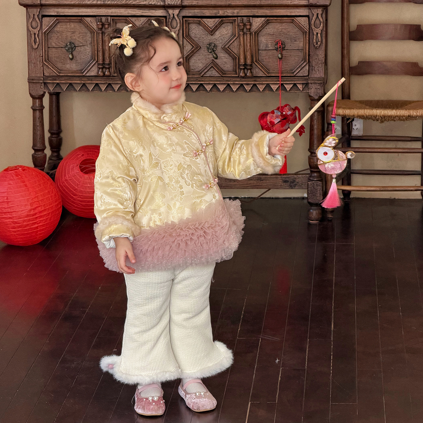 女童新中式汉服外套冬装儿童加厚国风旗袍唐装宝宝过年新年装礼服 - 图1