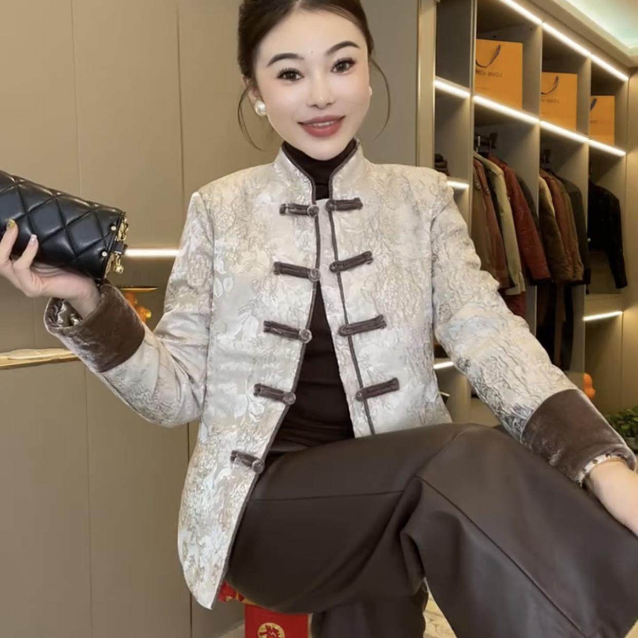 2024秋冬爆款新中式提花棉服女国风重工盘扣显瘦加棉外套百搭皮裤,淘宝优惠券,粉丝福利购,淘宝优惠卷