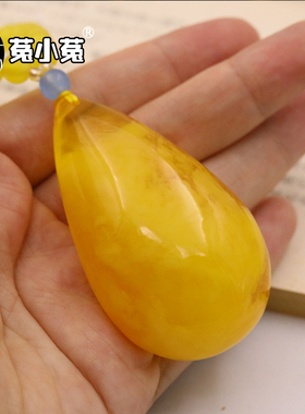 菟小菟女蜜蜡毛衣链吊坠