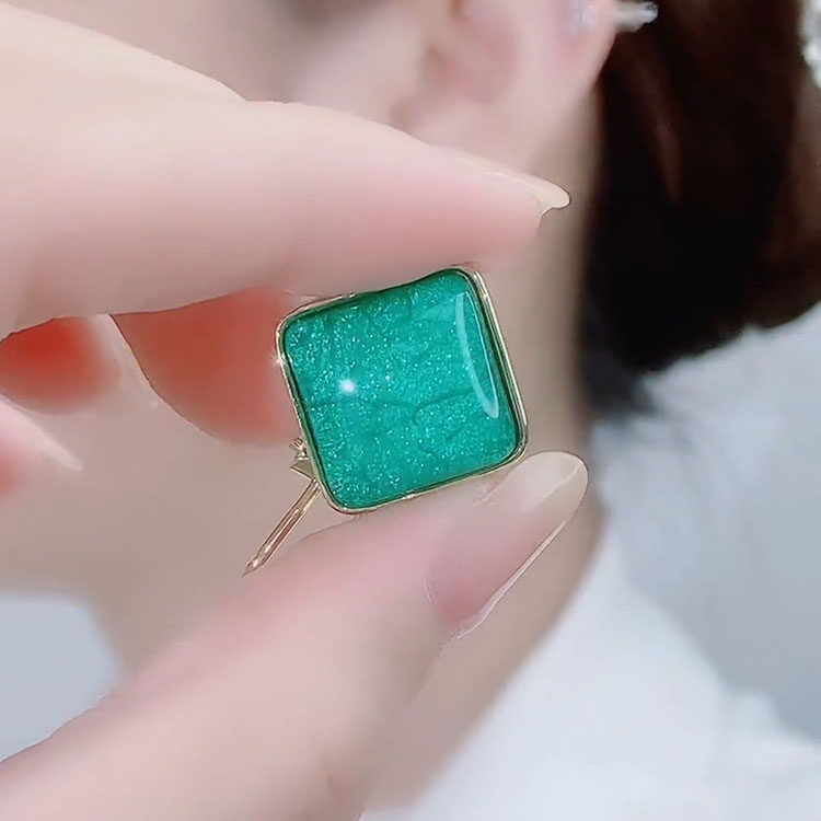 几何方块薄荷绿高级感气质高雅耳环2023新款爆款女防过敏S925银针