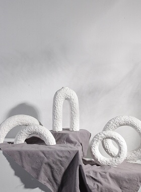 软装摆件陶瓷花瓶现代简约素烧白色家居饰品北欧侘寂风样板房