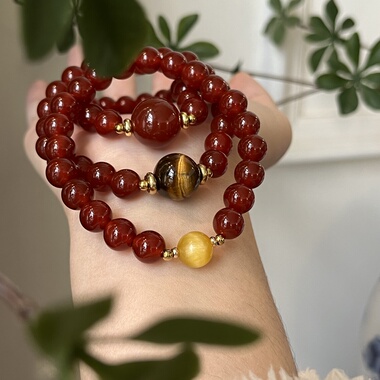 火-五行喜火粉水晶草莓晶紫水晶虎眼石天然红玛瑙手串新年礼物