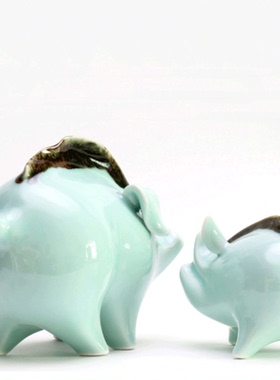 景德镇陶瓷猪摆件轻奢样板房间酒柜创意办公书架桌面装饰品手工猪