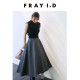 FRAY I.D2025 ຄົນອັບເດດ: ລະດູໃບໄມ້ຫຼົ່ນແລະລະດູຫນາວໃຫມ່ເຄິ່ງຫນຶ່ງຄໍເຕົ່າ tassel sweater sleeveless sweater FWNT254201