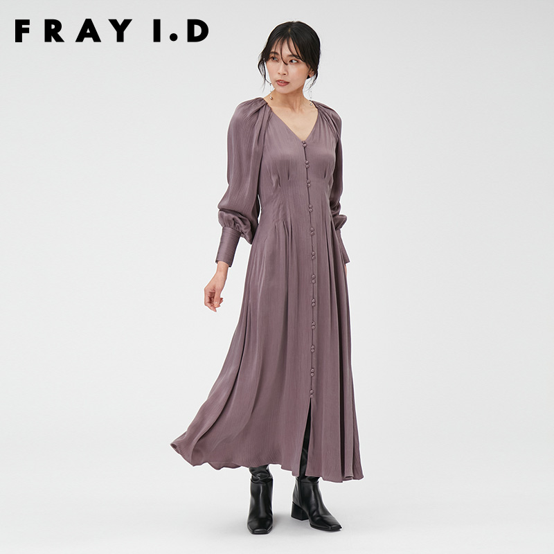 FRAY I.D2023秋冬新品优雅V领缎面系带收腰鱼尾连衣裙FWFO234110