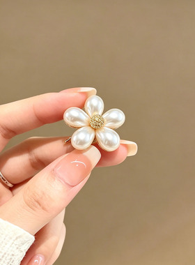 高端花朵仿珍珠胸针女